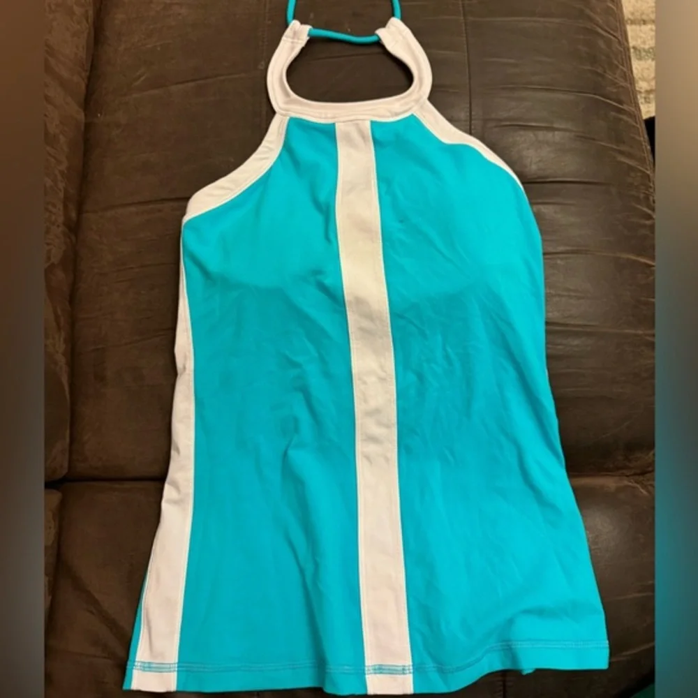 Lululemon Workout Top - Picture 1 of 4